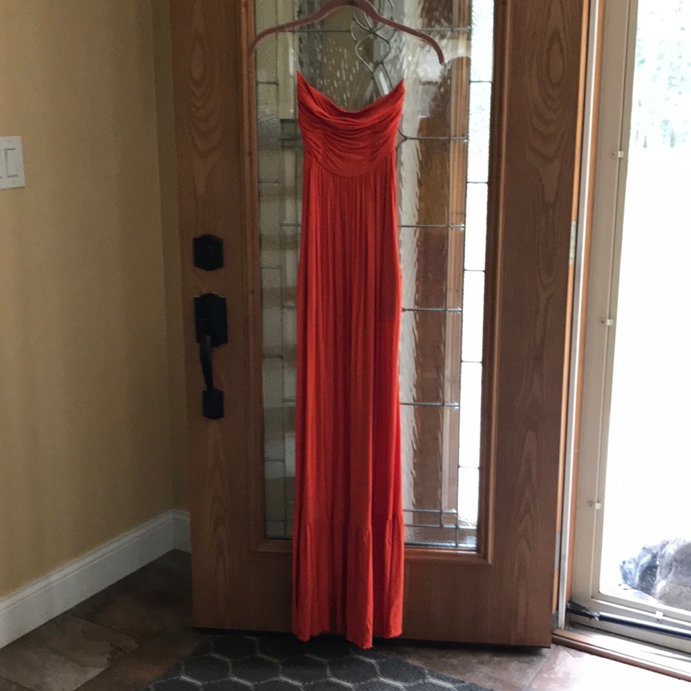 Strapless dress
